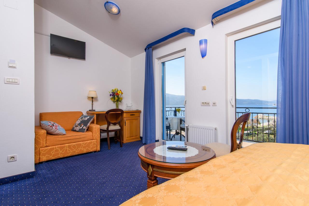 Villa Mediterana Seget Vranjica Dış mekan fotoğraf