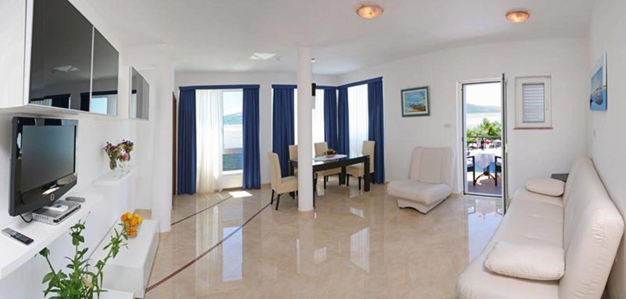 Villa Mediterana Seget Vranjica Dış mekan fotoğraf